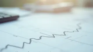 Baukreditkosten steigen: Neue Zinssätze bei Banken und Vermittlern