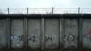 Bernd Ulrich: Merkels letzter Mauerschützer