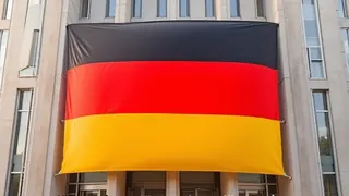 Brandenburgs Innenminister plant verstärkte Nutzung der Nationalflagge