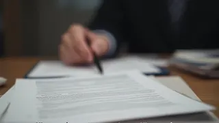 Bundesregierung weicht bei Verantwortung für Corona-Impfgeschädigte aus