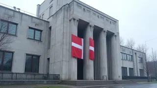 Dänemarks Regierungschefin mahnt zur Wachsamkeit gegenüber inneren Bedrohungen