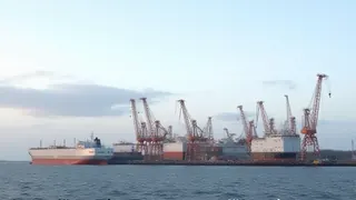 Dänische Werft ignoriert EU-Appell und wartet russische LNG-Spezialschiffe weiter