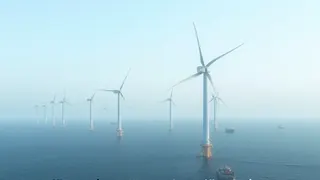 Deutsche Offshore-Industrie: Gigantische Anlagen und globale Lieferketten prägen Energiewende