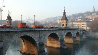 Dresdner Stadträtinnen und Stadträte entscheiden sich für historische Brückenrekonstruktion