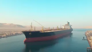 Dynamische Marktreaktionen: Supertanker-Konzentration im Nahen Osten treibt globale Frachtkosten
