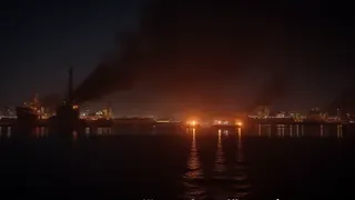 Feuer auf Gastankern im ägyptischen Hafen Damietta: Vorfall oder Sabotage?