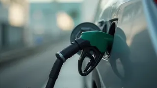 Gas-Mixtur als Brücke: Fachmann verteidigt schrittweise Energiewende im Verkehr