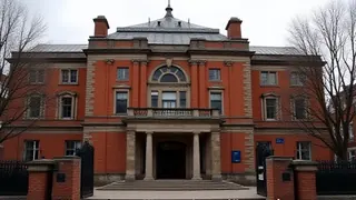 Gerichtsurteil gegen Tommy Robinson: Justiz setzt klare Grenzen bei journalistischer Arbeit