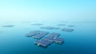 Indien investiert fünf Milliarden Rupien in schwimmende Solarkraftwerke