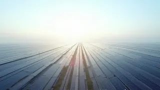Indien meldet Meilenstein bei Erneuerbaren Energien: 300 Gigawatt erreicht, 500 bis 2030 geplant