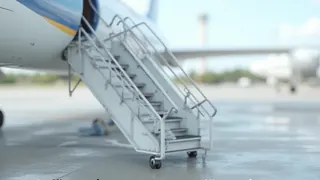 Italienische Sicherheitsbehörde: Statistische Häufung von Stürzen an Ryanair-Ausklapptreppen