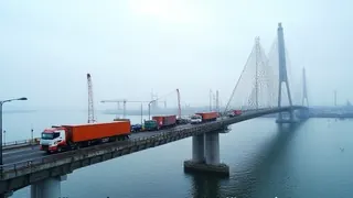 Logistische Meisterleistung oder politische Inszenierung? Die neue Sternbrücke im Fokus