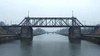Neue Eisenbahnbrücke über Elbe-Havel-Kanal erfolgreich eingeschoben