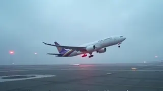 Notlandung in Frankfurt: Thai Airways Boeing mit defektem Fahrwerk kehrt um