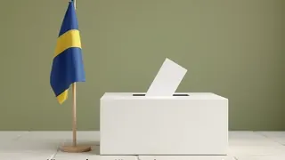 Schwedische Wähler entscheiden über politische Weichenstellung: Neue Umfragedaten zeigen enger werdendes Rennen