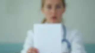 Sparzwang opfert Vorsorge: Kinderärzte warnen vor Therapieengpässen