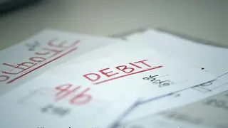 SPD feiert Ausgaben des Sondervermögens, Union kritisiert Schuldenlast