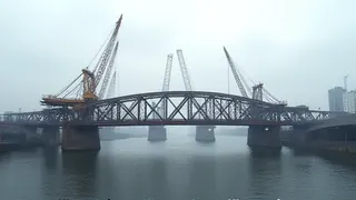 Sternbrücke: Überraschender Einbau-Beginn und logistische Hürden