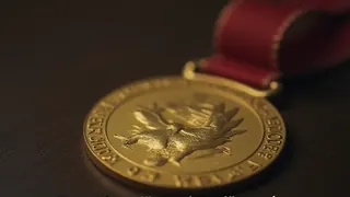 Trump-Regierung: Musk erhält National Medal of Science, Zinslast steigt