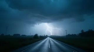 Wetterlage: Kontrastreiches Wochenende mit Gewitterrisiko im Norden